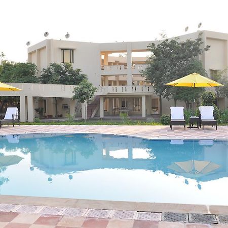 Kadamb Kunj Resort Bharatpur Exterior foto